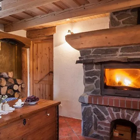 Z Kominkiem W Gorach Kaczawskich Holiday home Jastrowiec